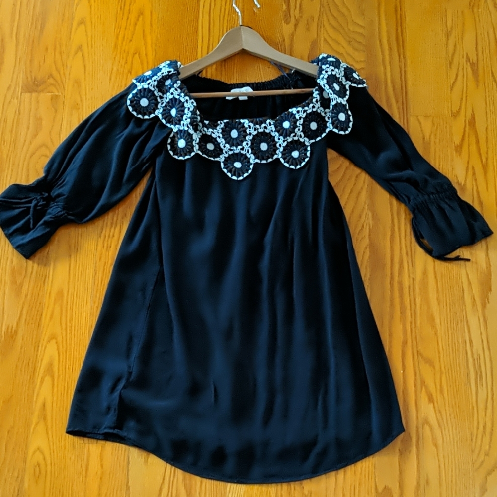 LOFT Off shoulder navy crepe dress XSP